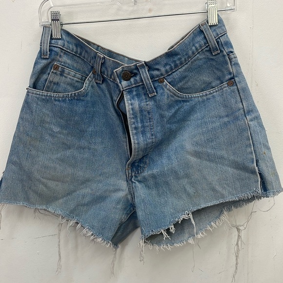 Vintage Levi’s Denim Shorts about a size 30 - Picture 1 of 2